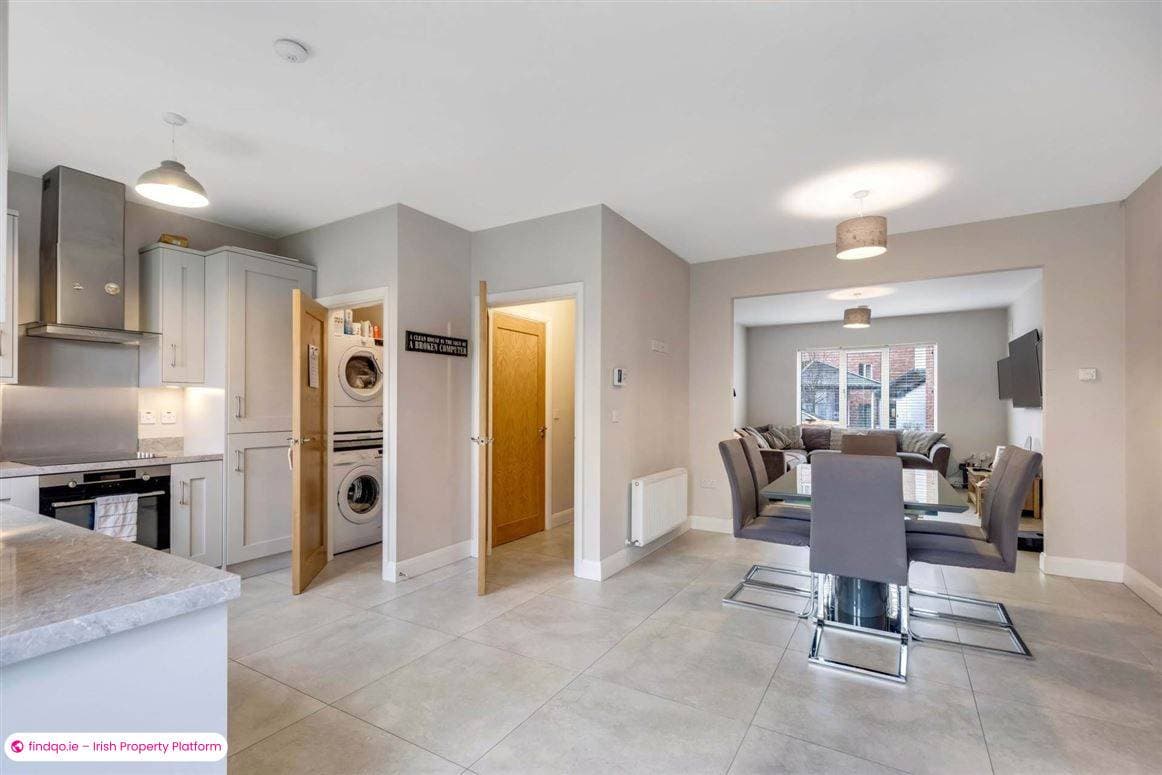 Semi-detached house for Sale in Dundalk, Louth
