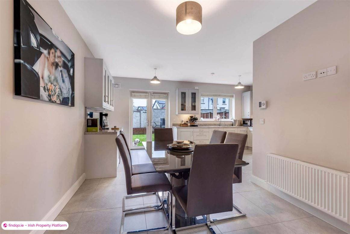Semi-detached house for Sale in Dundalk, Louth