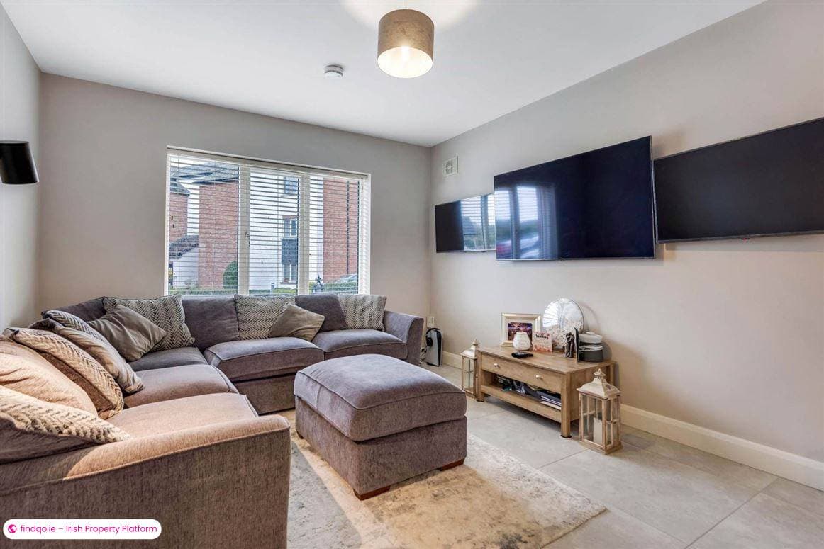 Semi-detached house for Sale in Dundalk, Louth