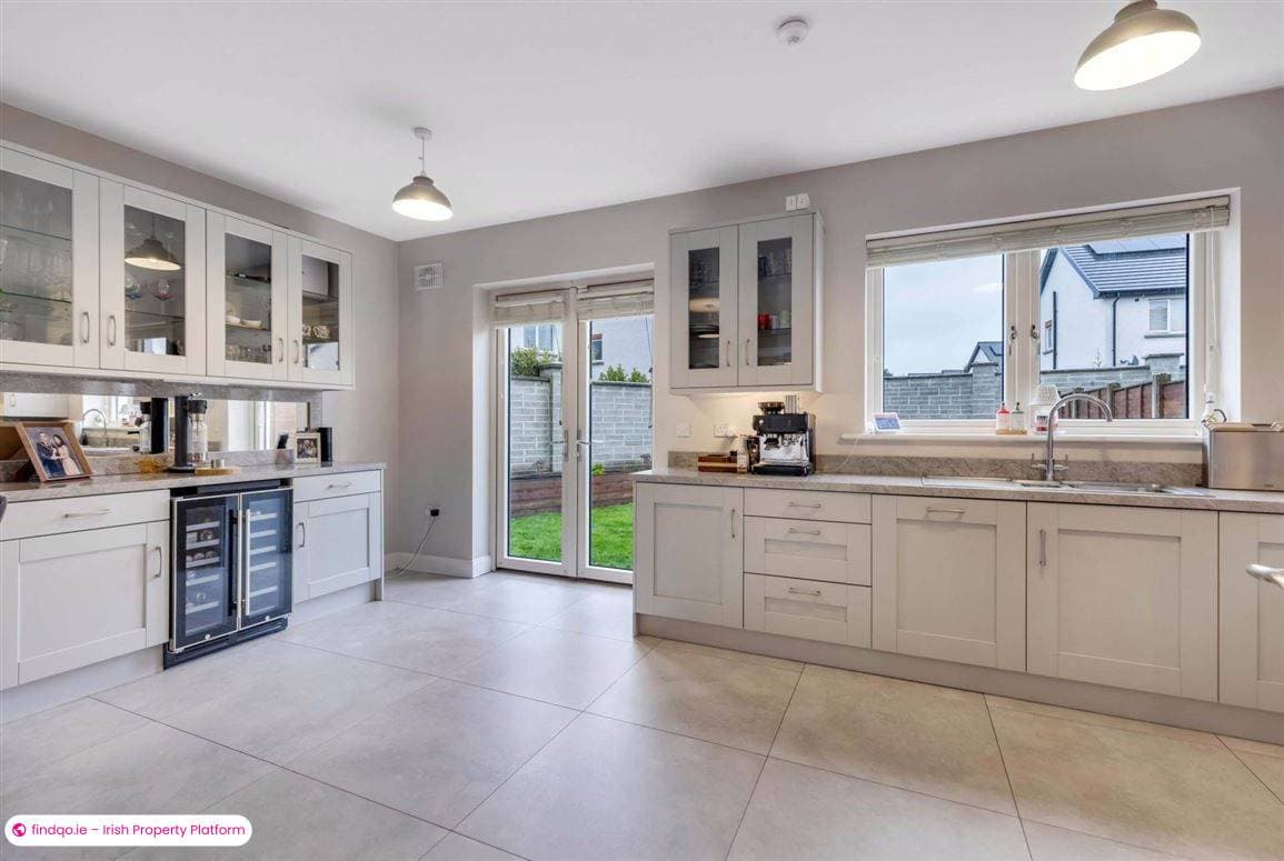 Semi-detached house for Sale in Dundalk, Louth