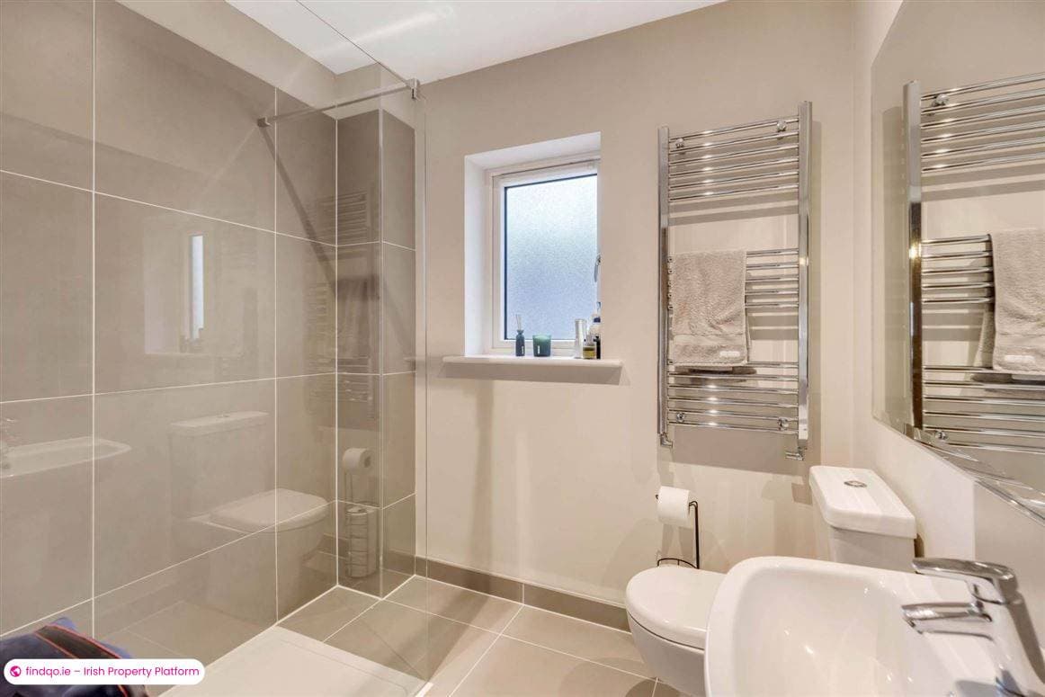 Semi-detached house for Sale in Dundalk, Louth