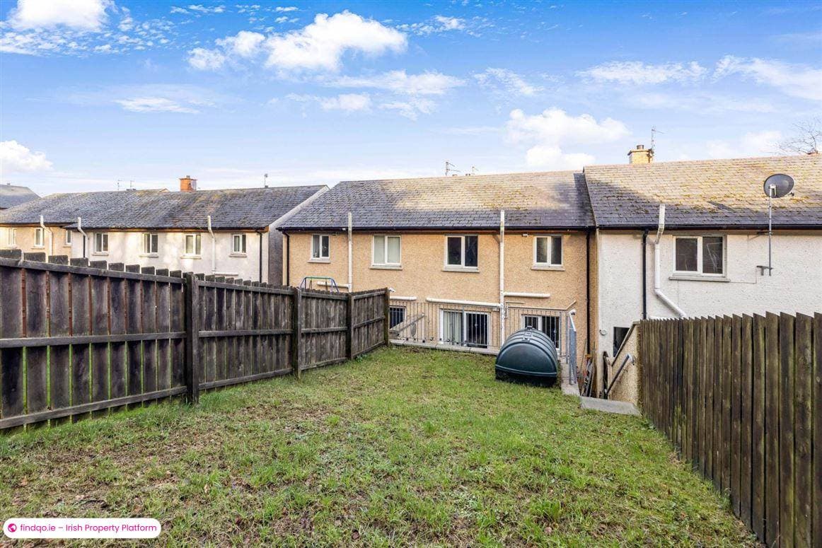 Semi-detached house for Sale in Carlingford, Louth