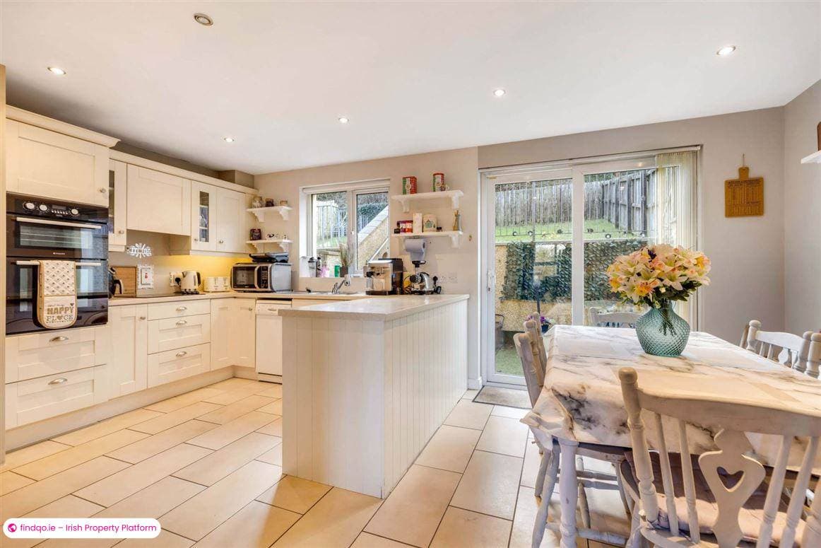 Semi-detached house for Sale in Carlingford, Louth