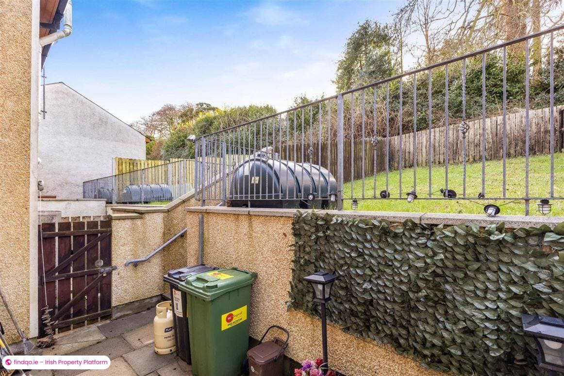 Semi-detached house for Sale in Carlingford, Louth