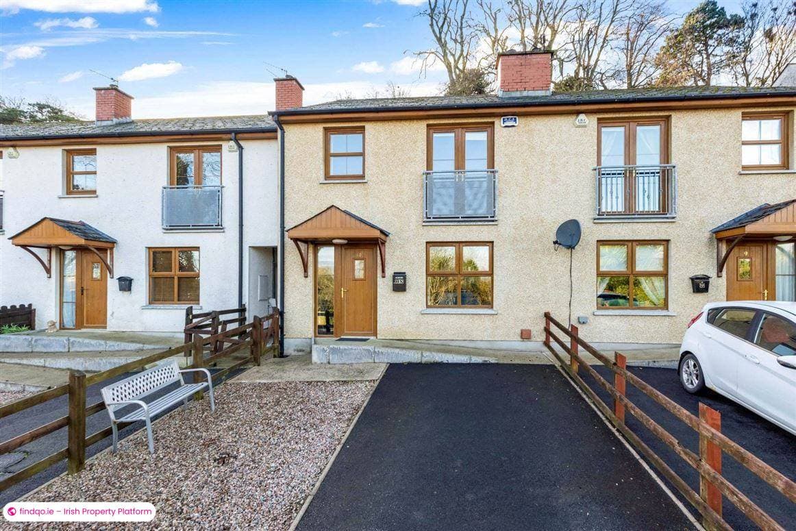 Semi-detached house for Sale in Carlingford, Louth