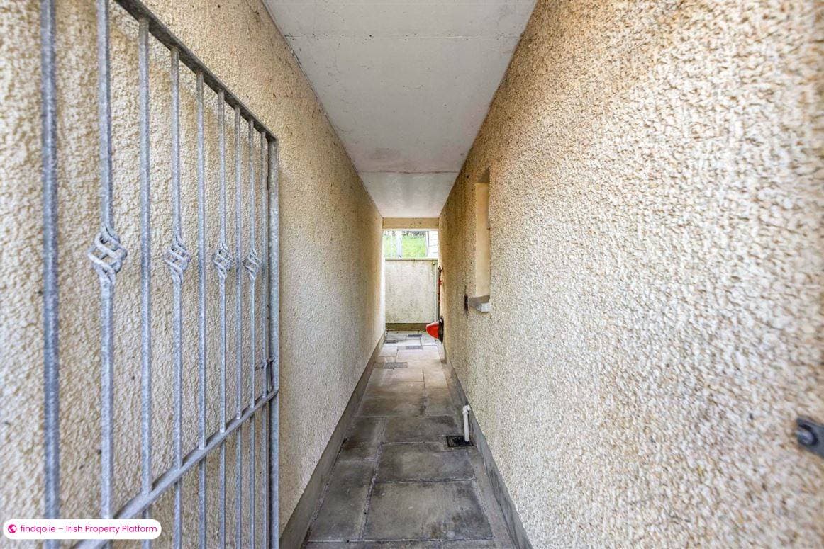 Semi-detached house for Sale in Carlingford, Louth