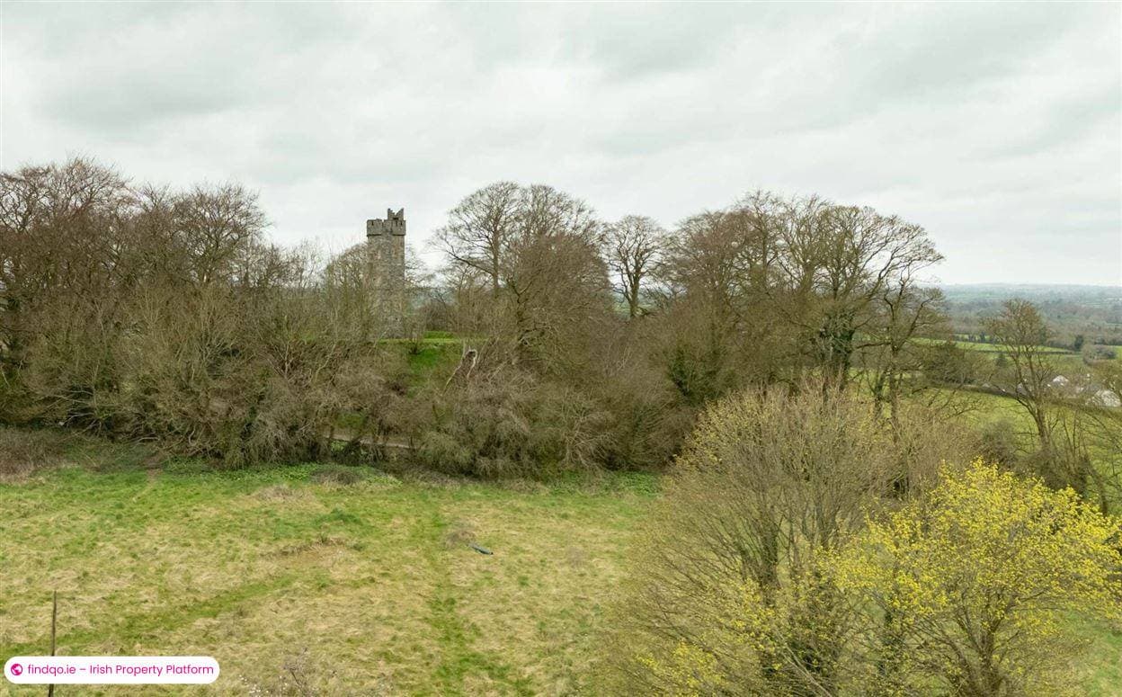 Detached house for Sale in Dundalk, Louth