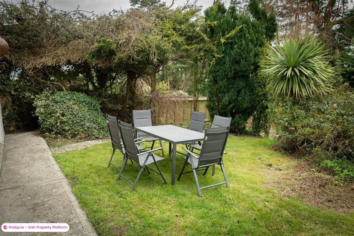 Detached house for Sale in Dundalk, Louth