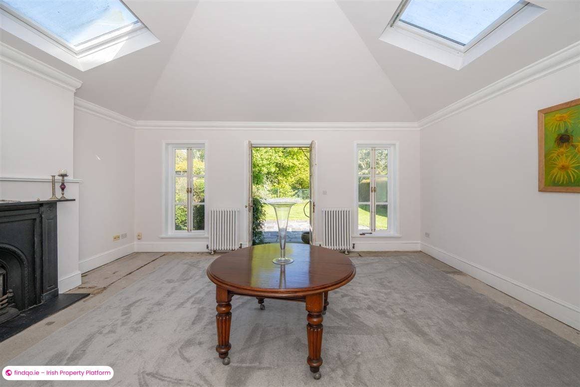 Semi-detached house for Sale in Ballintemple, Cork