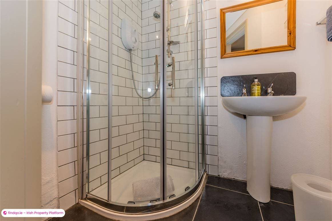 Detached house for Sale in Lowertown, Cork