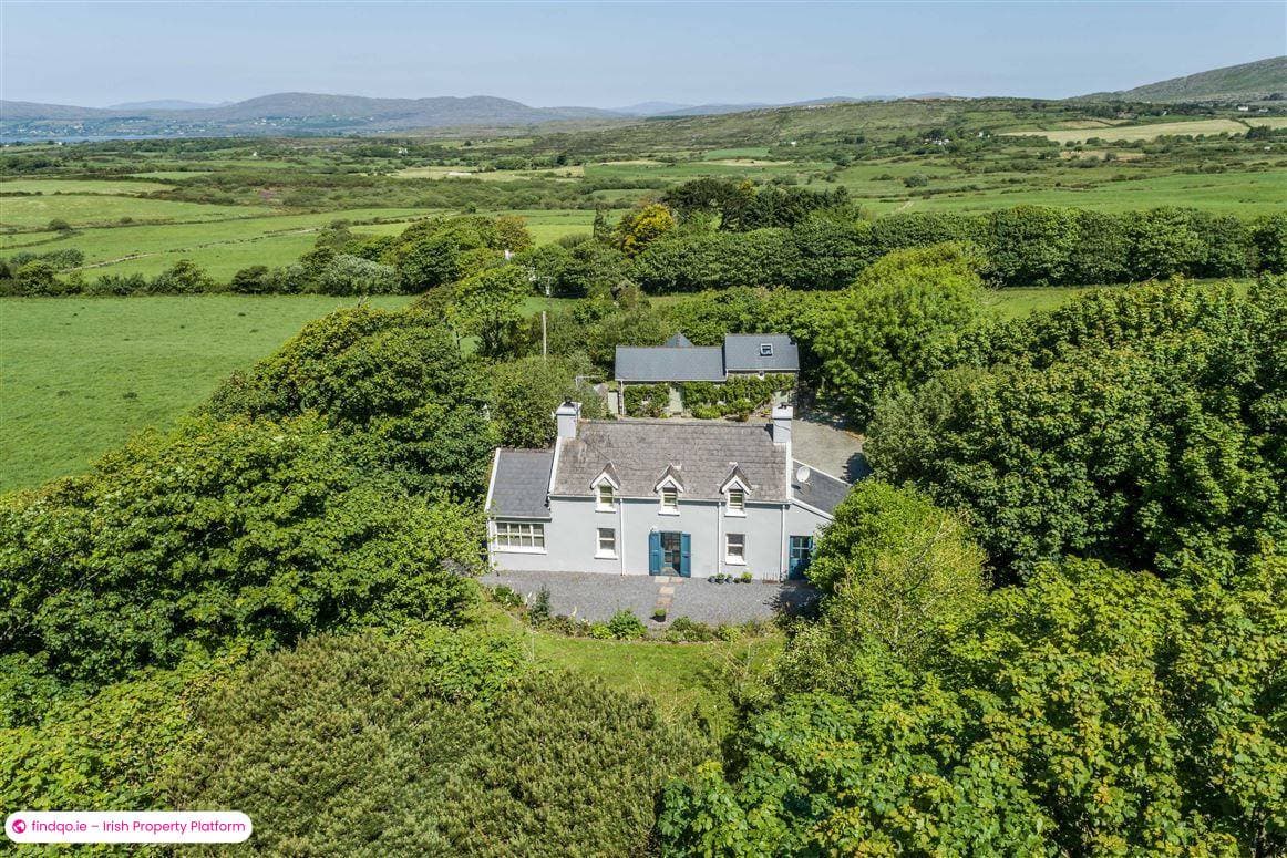 Detached house for Sale in Lowertown, Cork