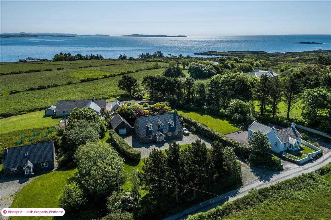 Detached house for Sale in Crookhaven, Cork