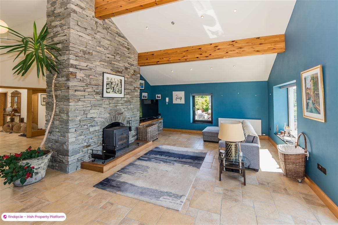 Detached house for Sale in Ballydehob, Cork