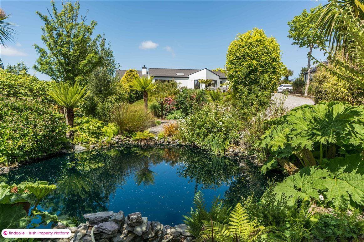 Detached house for Sale in Ballydehob, Cork