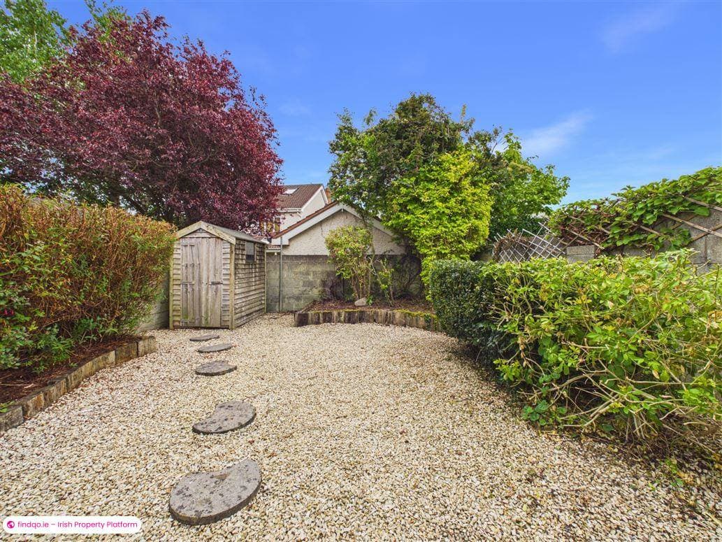 Semi-detached house for Sale in Lucan, Dublin (County)