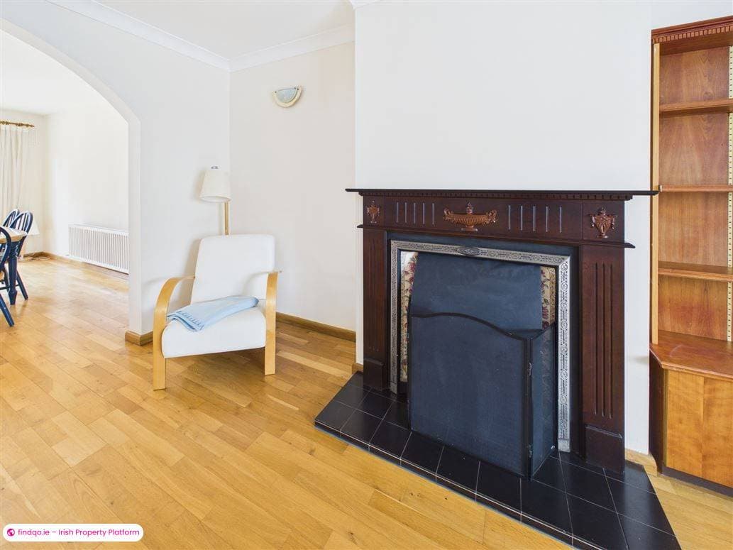 Semi-detached house for Sale in Lucan, Dublin (County)