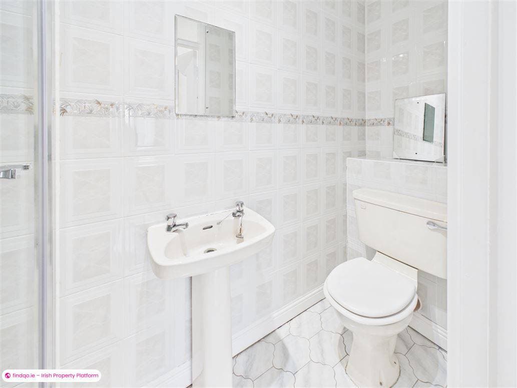 Semi-detached house for Sale in Lucan, Dublin (County)