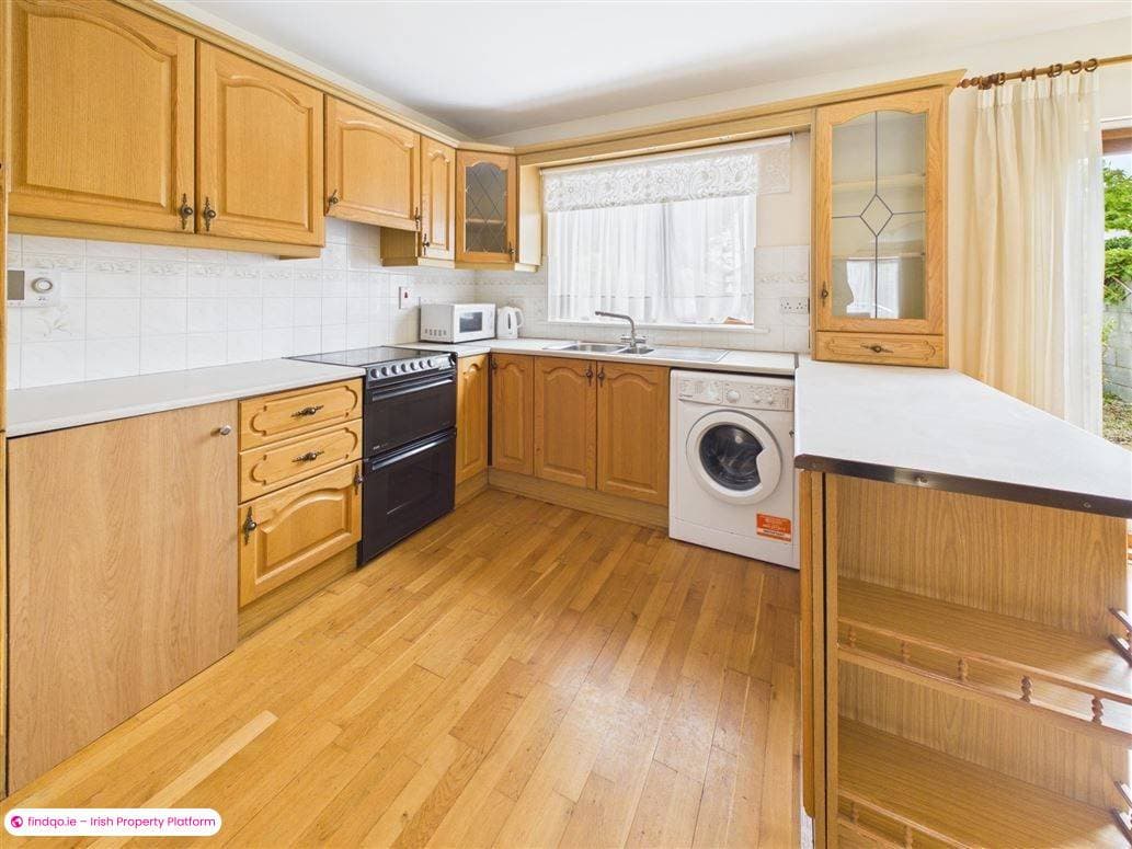 Semi-detached house for Sale in Lucan, Dublin (County)