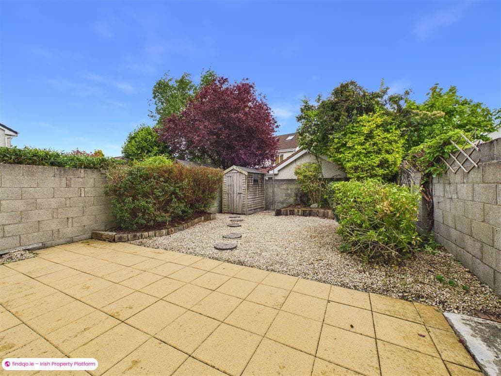Semi-detached house for Sale in Lucan, Dublin (County)