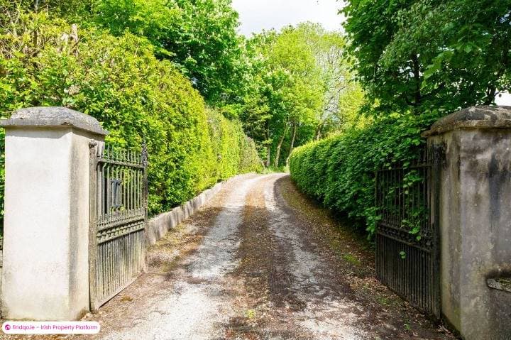 Detached house for Sale in Kilworth Camp, Cork