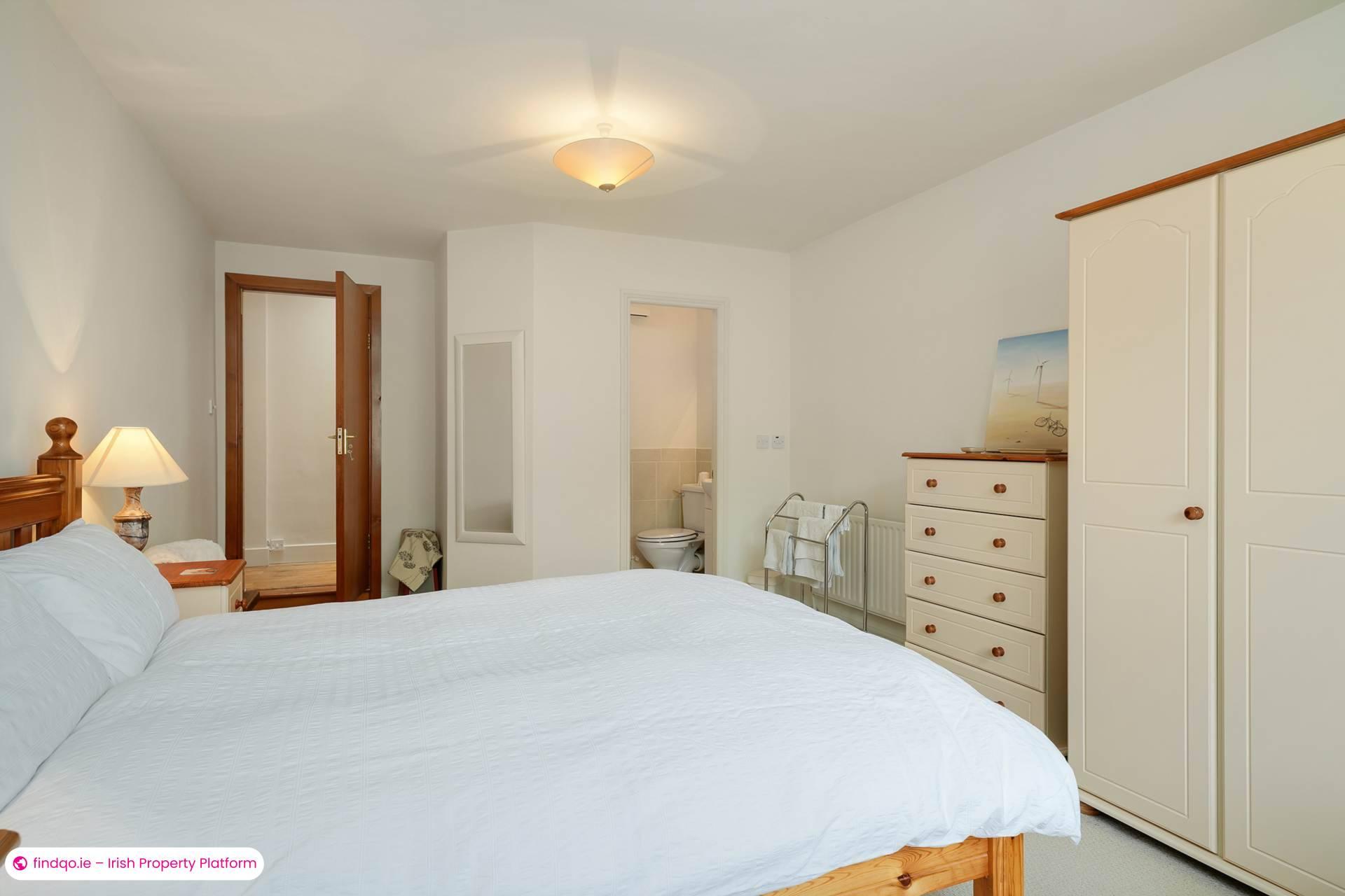 Detached house for Sale in Kildalkey, Meath