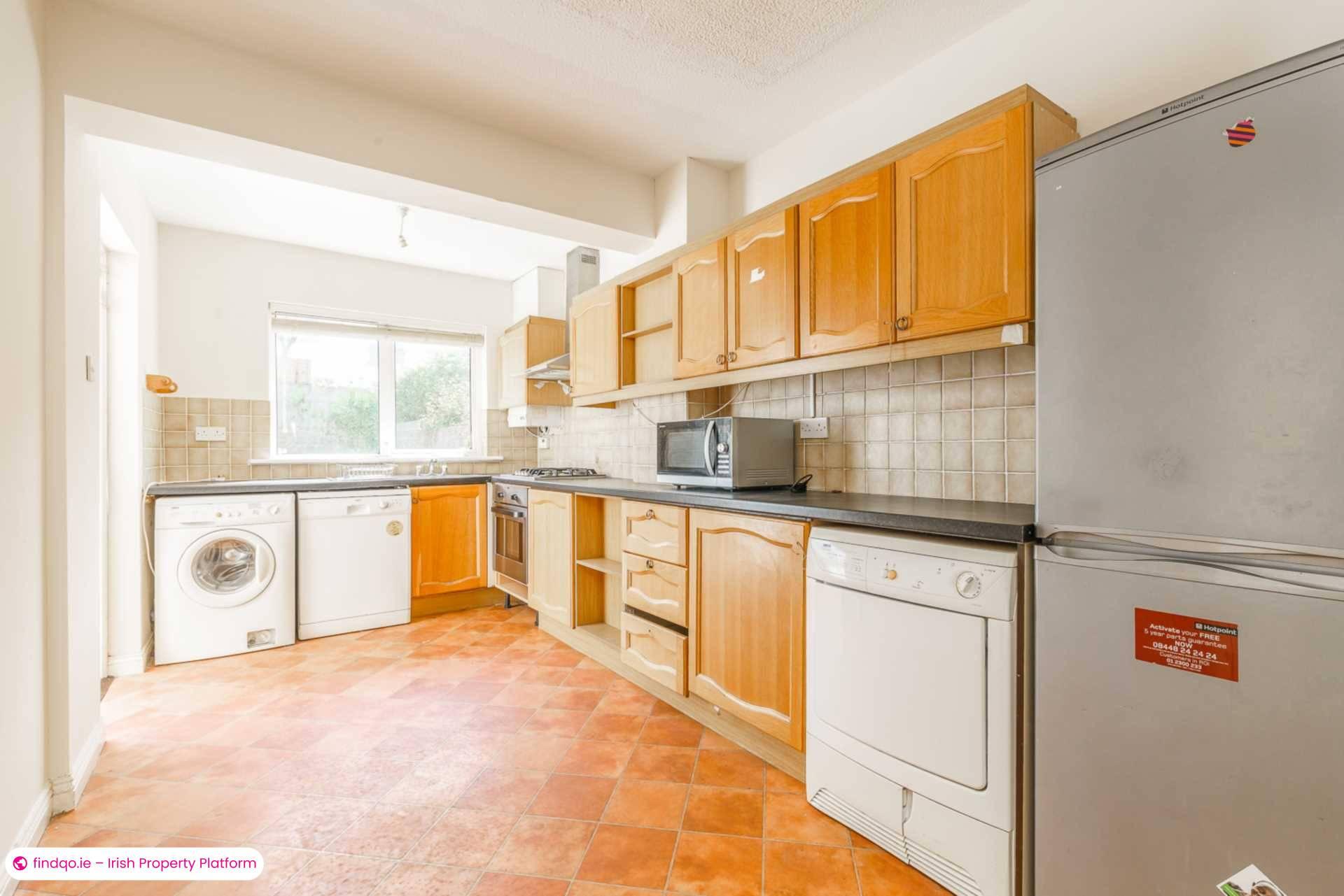 Semi-detached house for Sale in Stillorgan, Dublin (County)