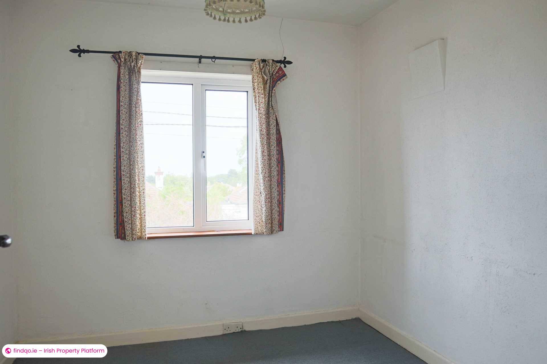 Semi-detached house for Sale in Stillorgan, Dublin (County)
