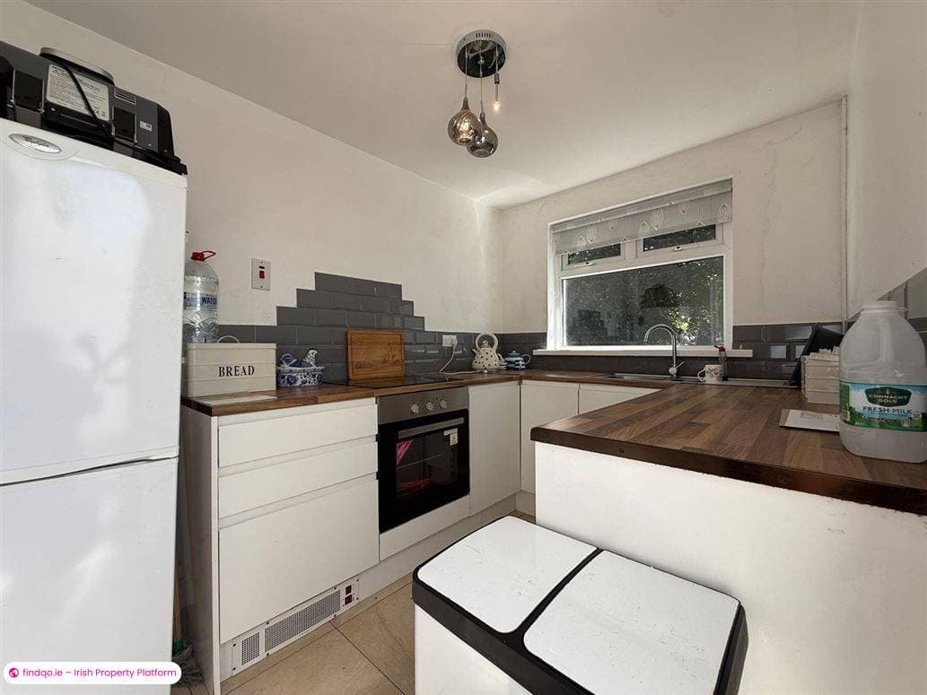 Semi-detached house for Sale in Ballaghaderreen, Roscommon