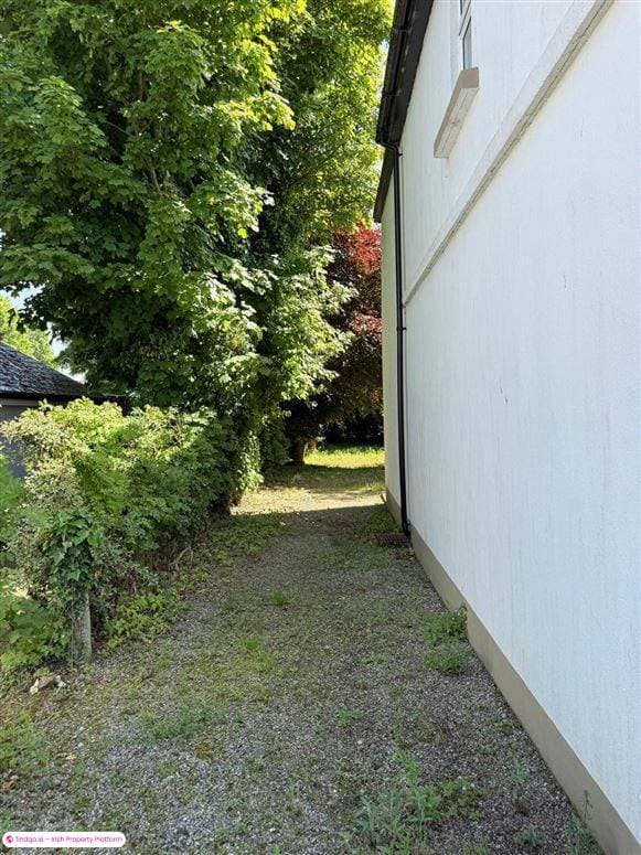 Semi-detached house for Sale in Ballaghaderreen, Roscommon