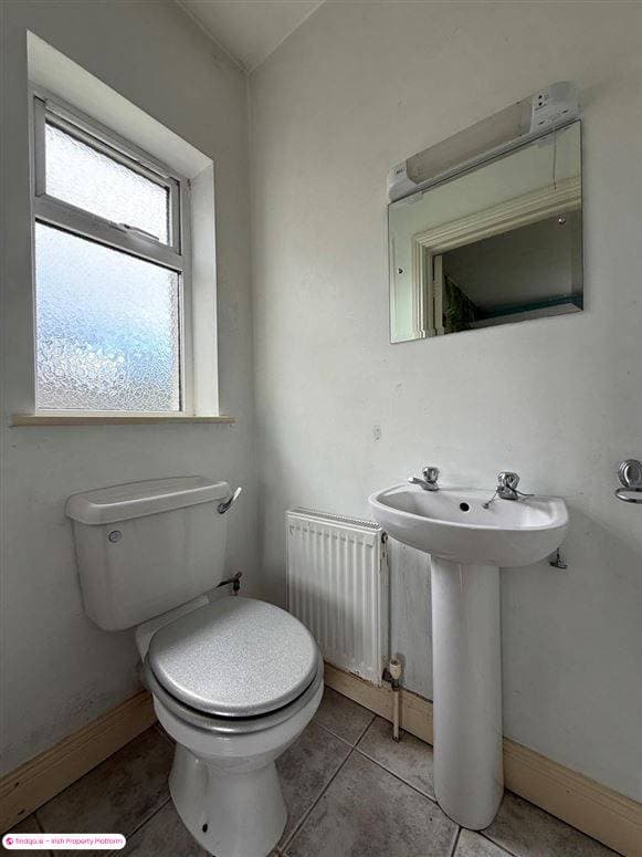 Semi-detached house for Sale in Ballaghaderreen, Roscommon