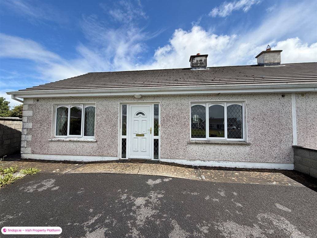 Semi-detached house for Sale in Ballaghaderreen, Roscommon