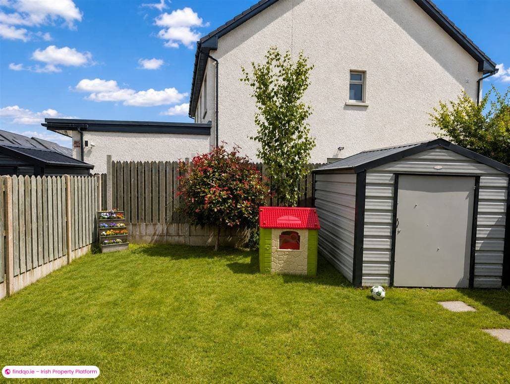 Semi-detached house for Sale in Carrigaline, Cork
