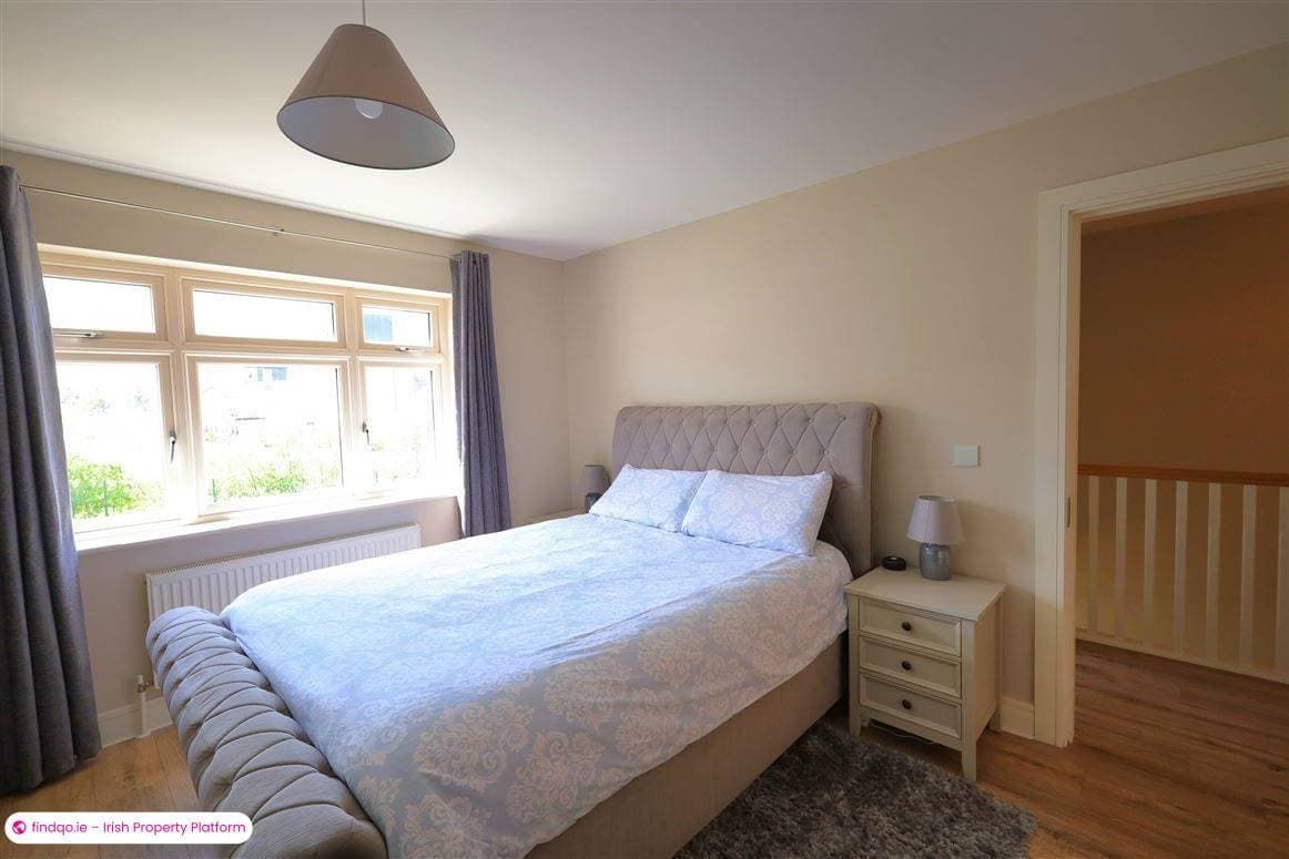 Semi-detached house for Sale in Carrigaline, Cork