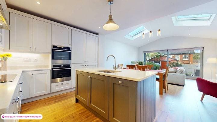 Semi-detached house for Sale in Glasnevin, Dublin 11
