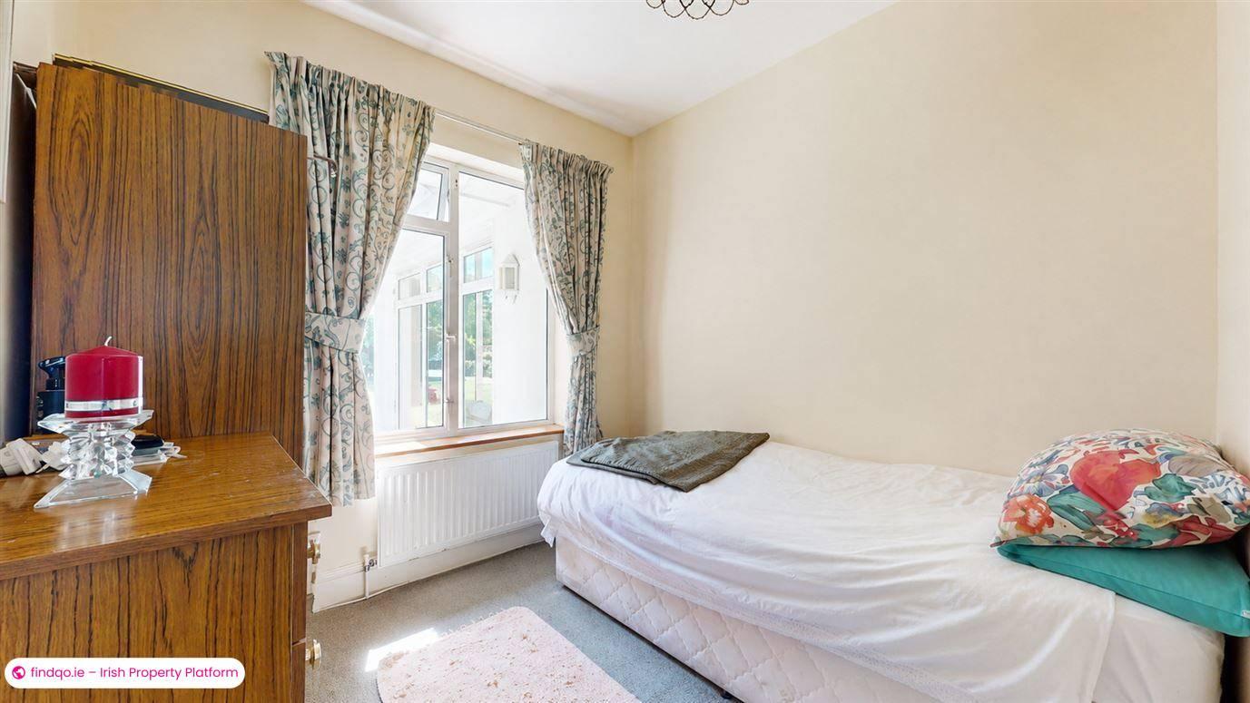 Detached house for Sale in Howth, Dublin 13