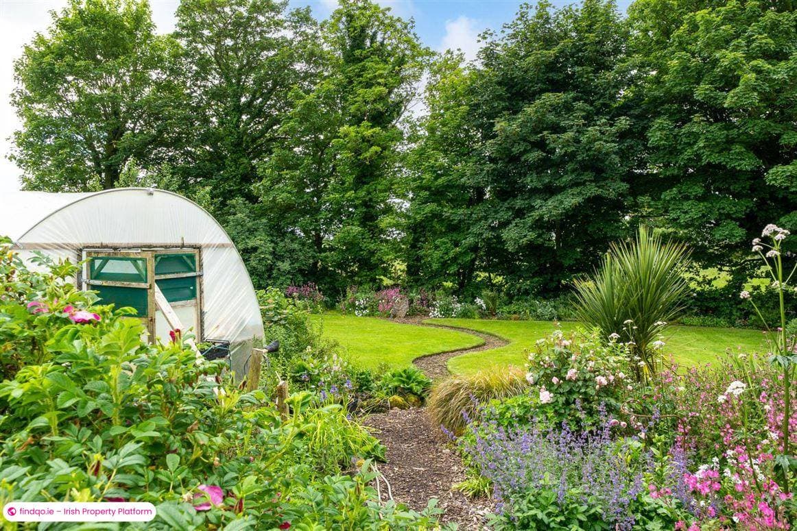 Bungalow for Sale in Hollymount, Mayo