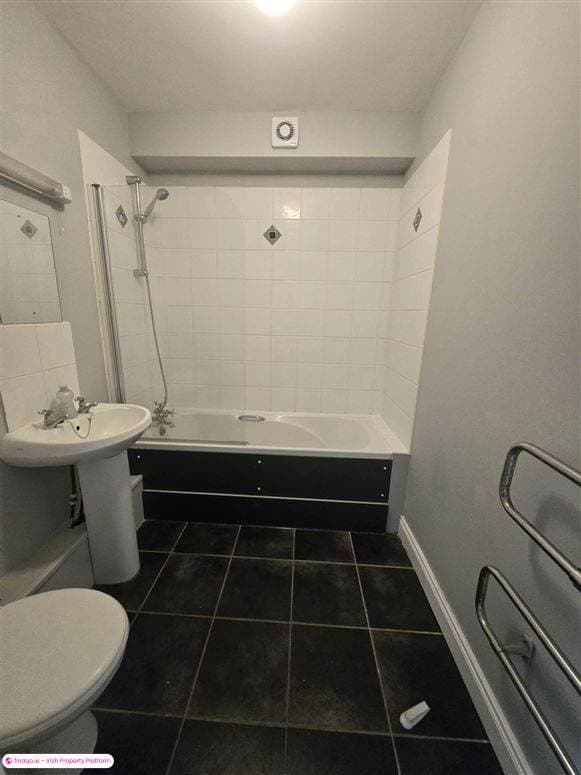 2 Bedroom Apartment for Rent in Ballinrobe, Mayo