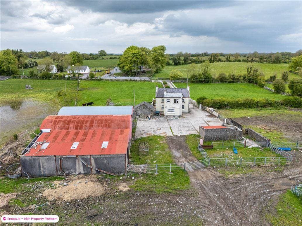 Detached house for Sale in Ardrahan, Galway