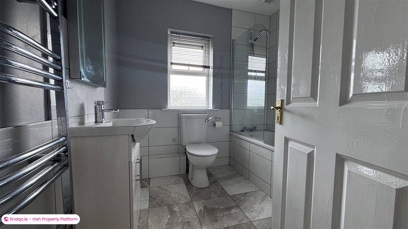 End of terrace house for Sale in Carrigtwohill, Cork