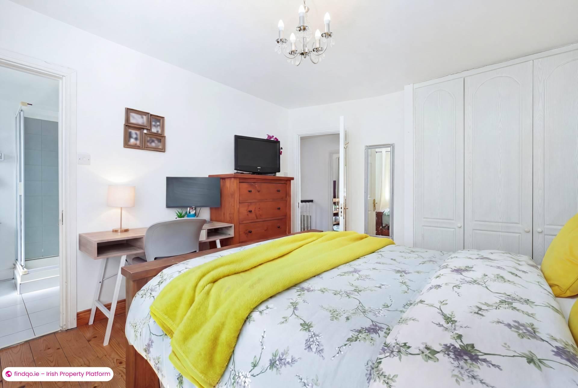 Semi-detached house for Sale in Navan, Meath