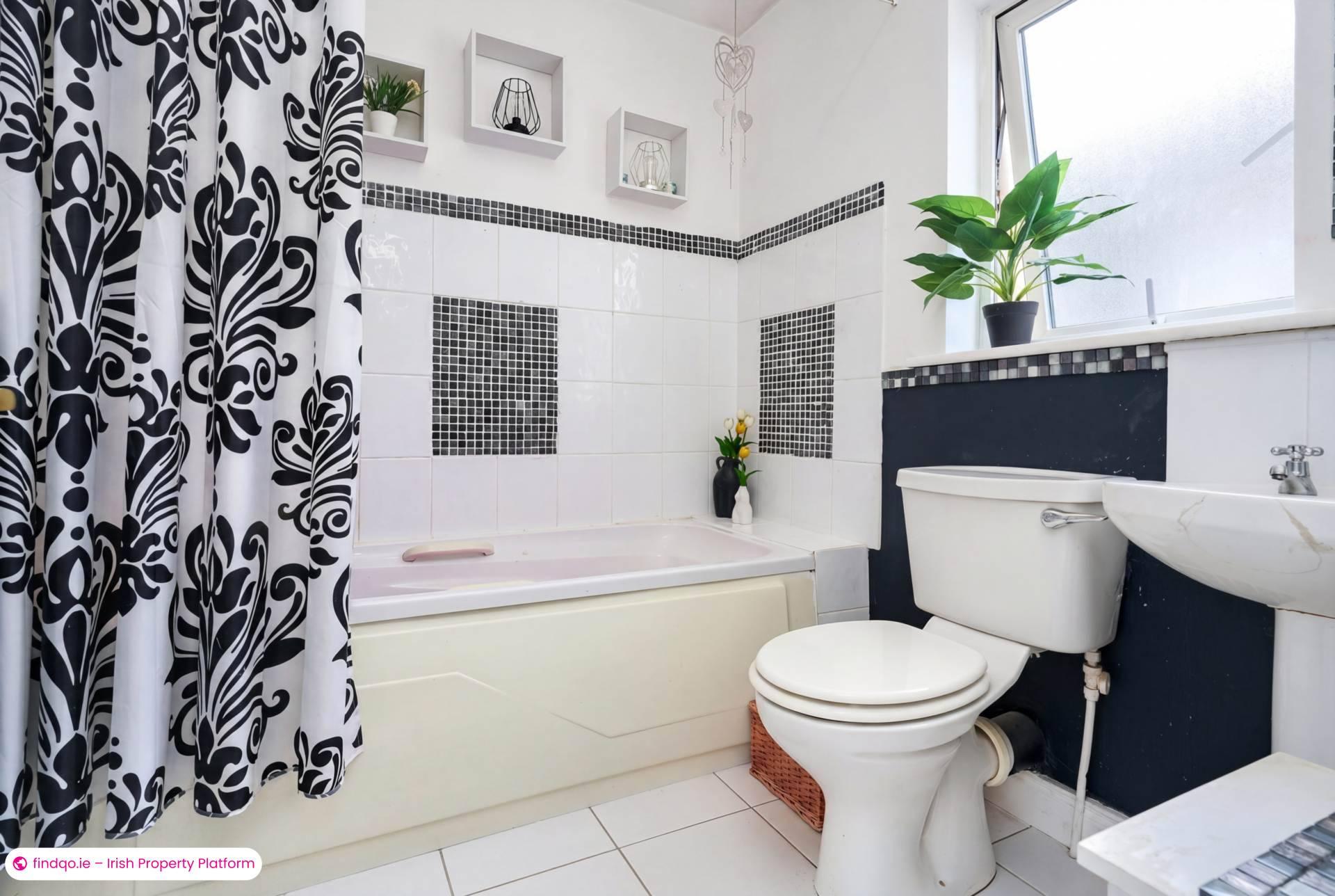Semi-detached house for Sale in Navan, Meath
