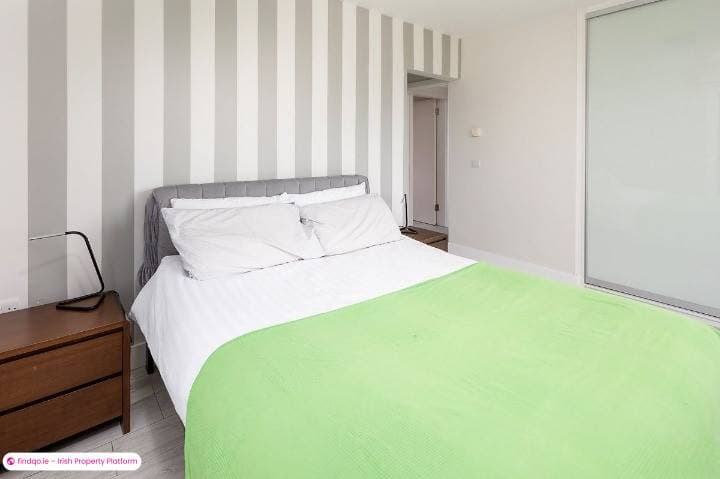 Bungalow for Sale in Garryvoe, Cork