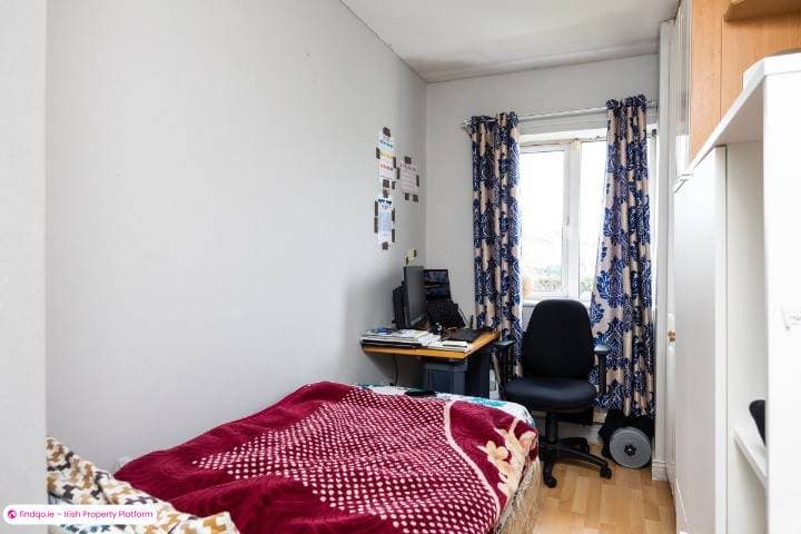 Semi-detached house for Sale in Mulhuddart, Dublin 15