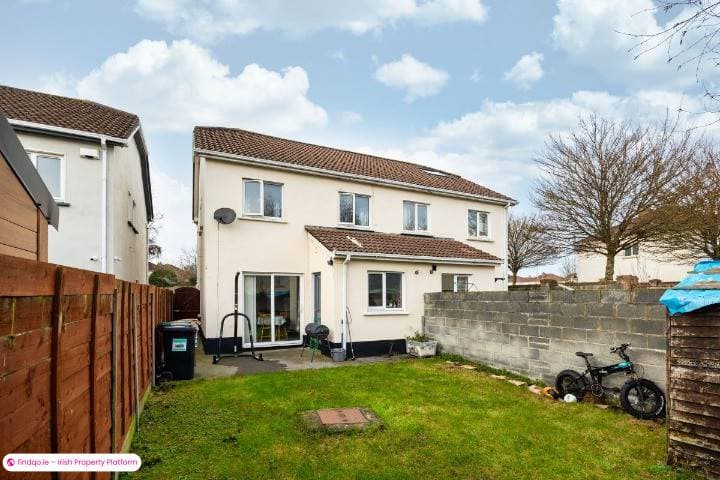 Semi-detached house for Sale in Mulhuddart, Dublin 15