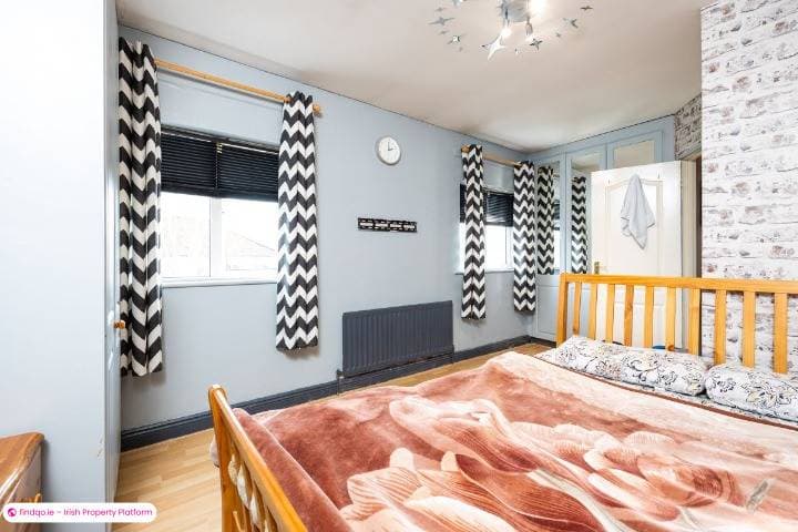 Semi-detached house for Sale in Mulhuddart, Dublin 15