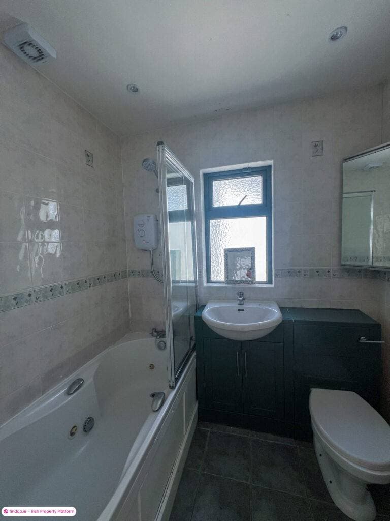 4 Bedroom House for Rent in Shankill, Dublin 18