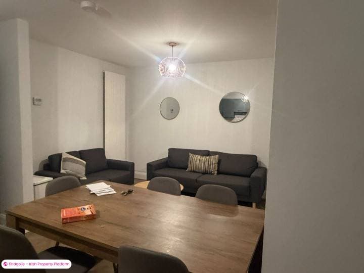 7+ Bedroom House for Rent in Adamstown, Dublin (County)