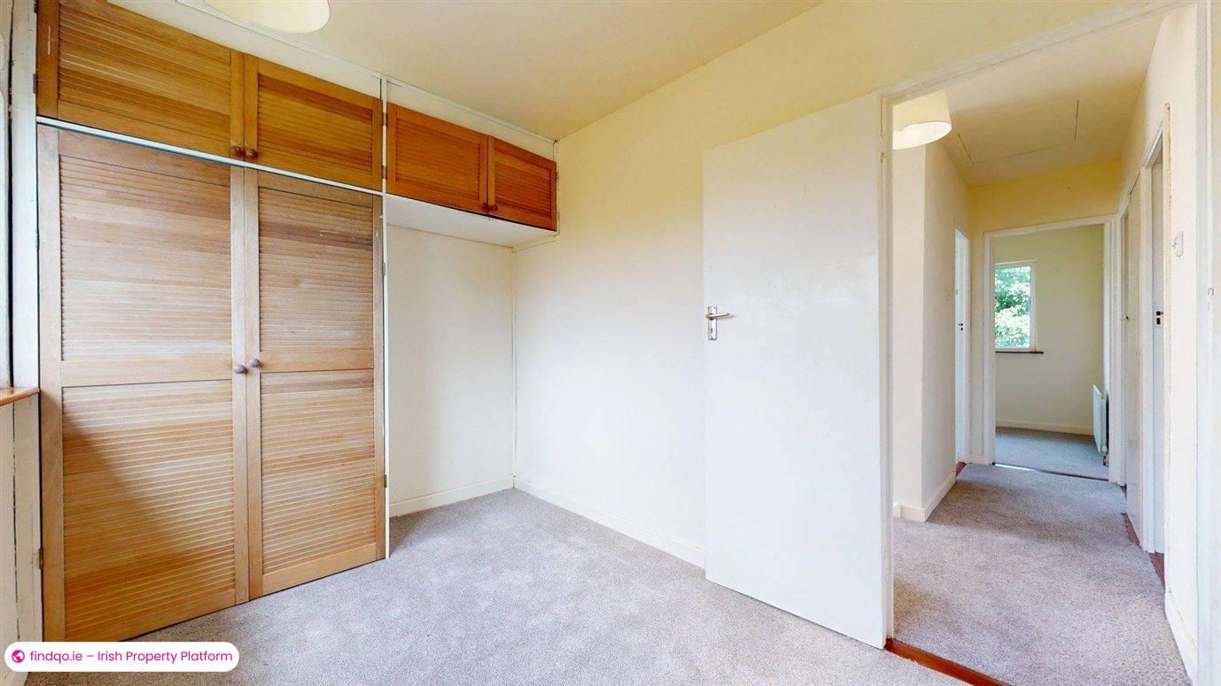 Semi-detached house for Sale in Sutton, Dublin 13