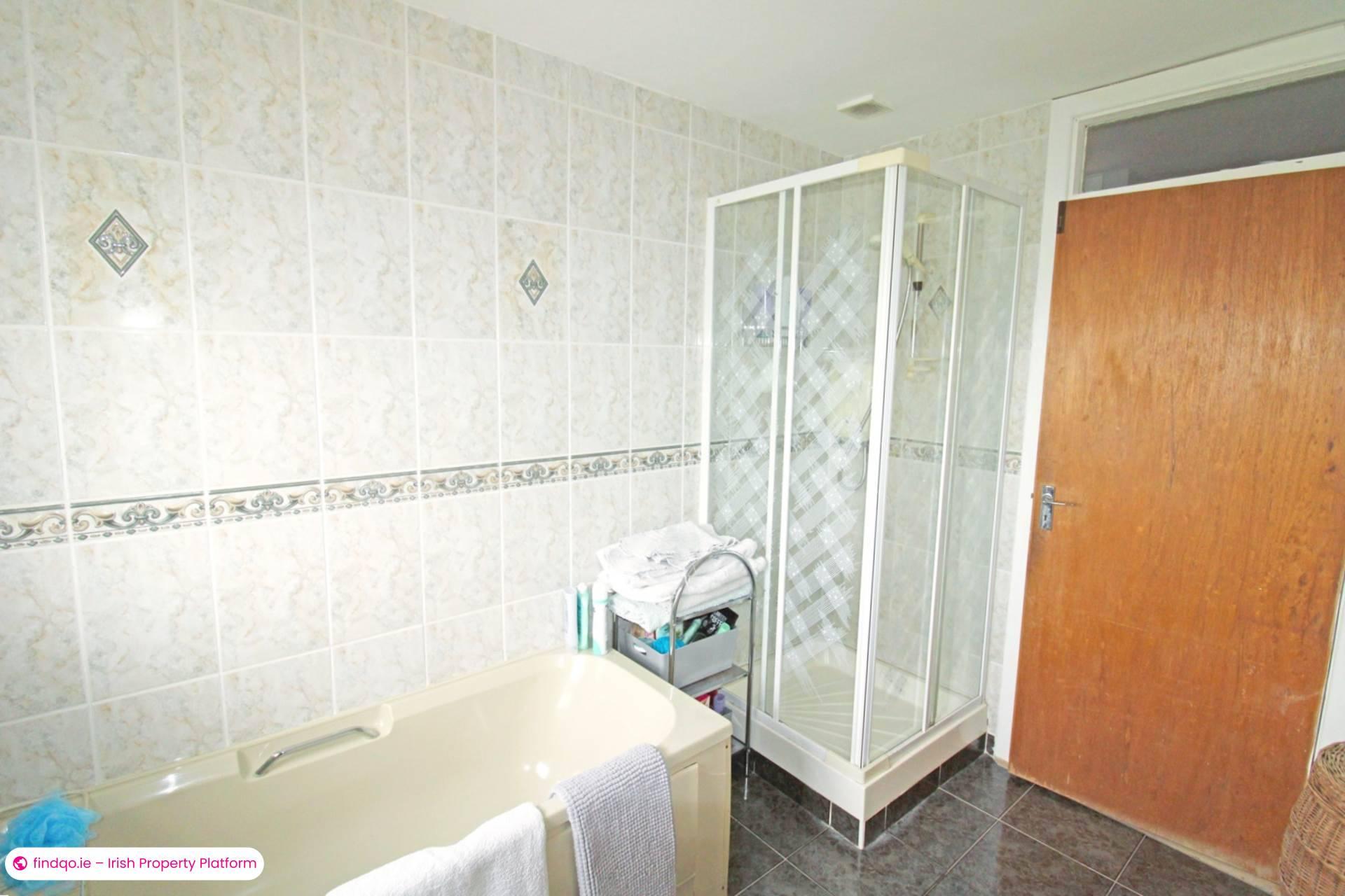 Semi-detached house for Sale in Ballina, Mayo