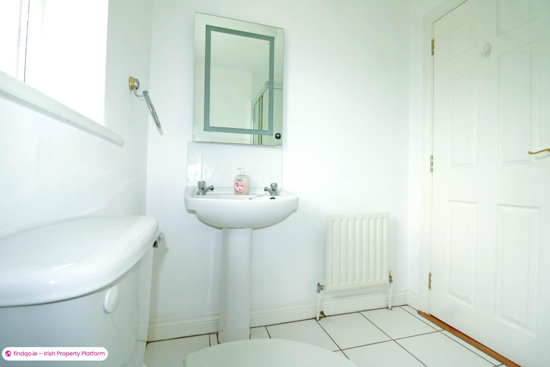 Semi-detached house for Sale in Crossmolina, Mayo
